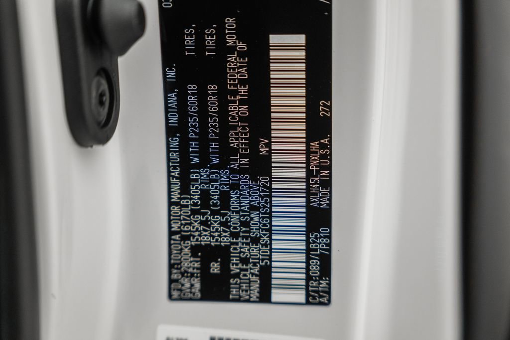 New 2026 Toyota Sienna Platinum image 44