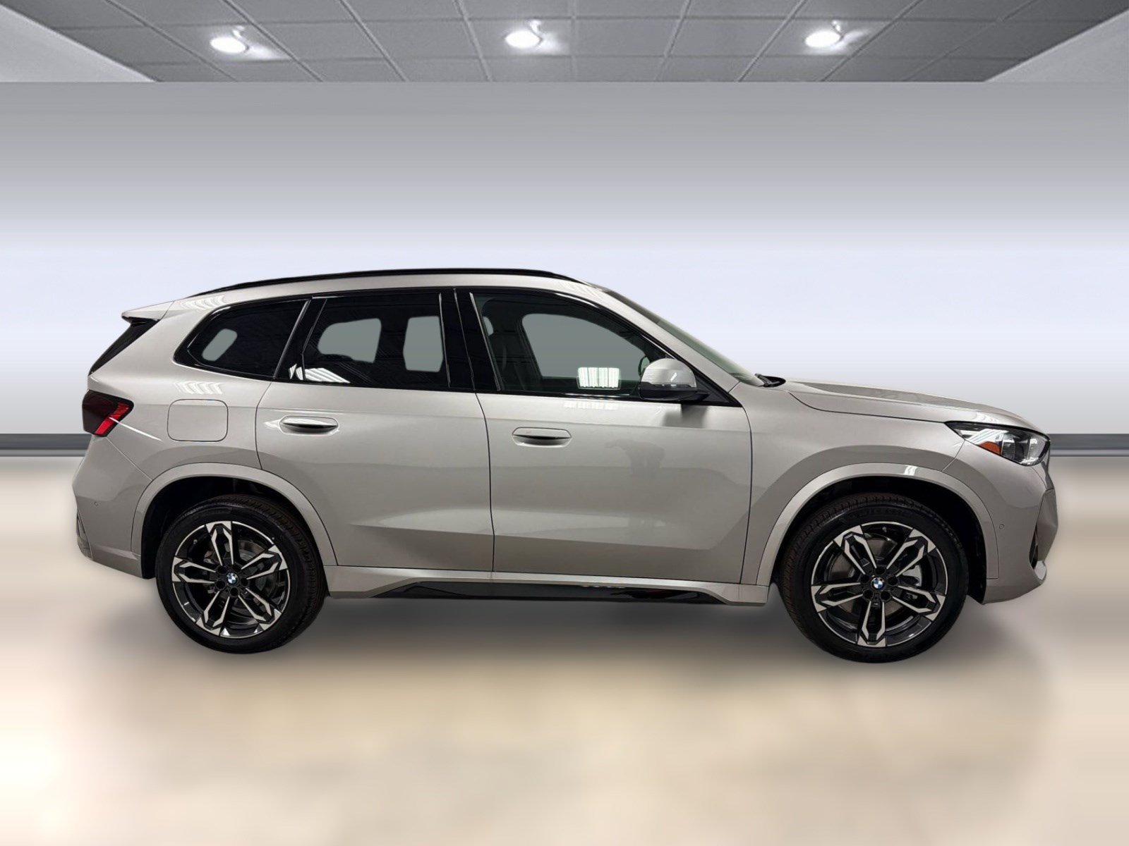 New 2026 BMW X1 xDrive28i w/ M Sport Package AWD/4WD image 7