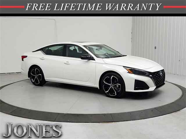 New 2025 Nissan Altima 2.5 SR w/ SR Premium Package