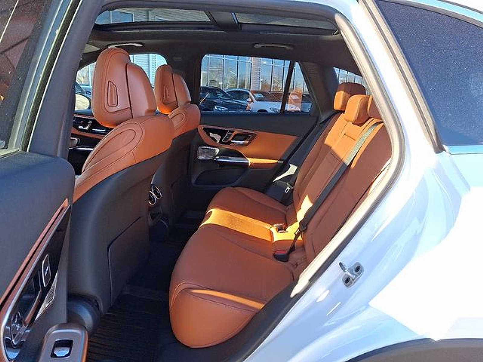 Used 2026 Mercedes-Benz GLC 300 4MATIC image 8