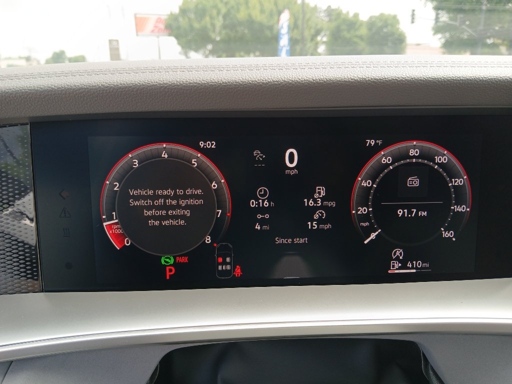 New 2026 Volkswagen Tiguan SE FWD image 13