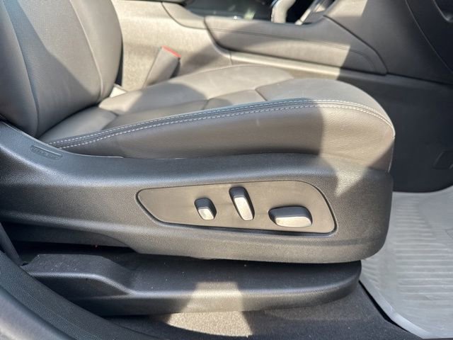 Certified 2023 Cadillac XT5 Premium Luxury AWD/4WD image 30