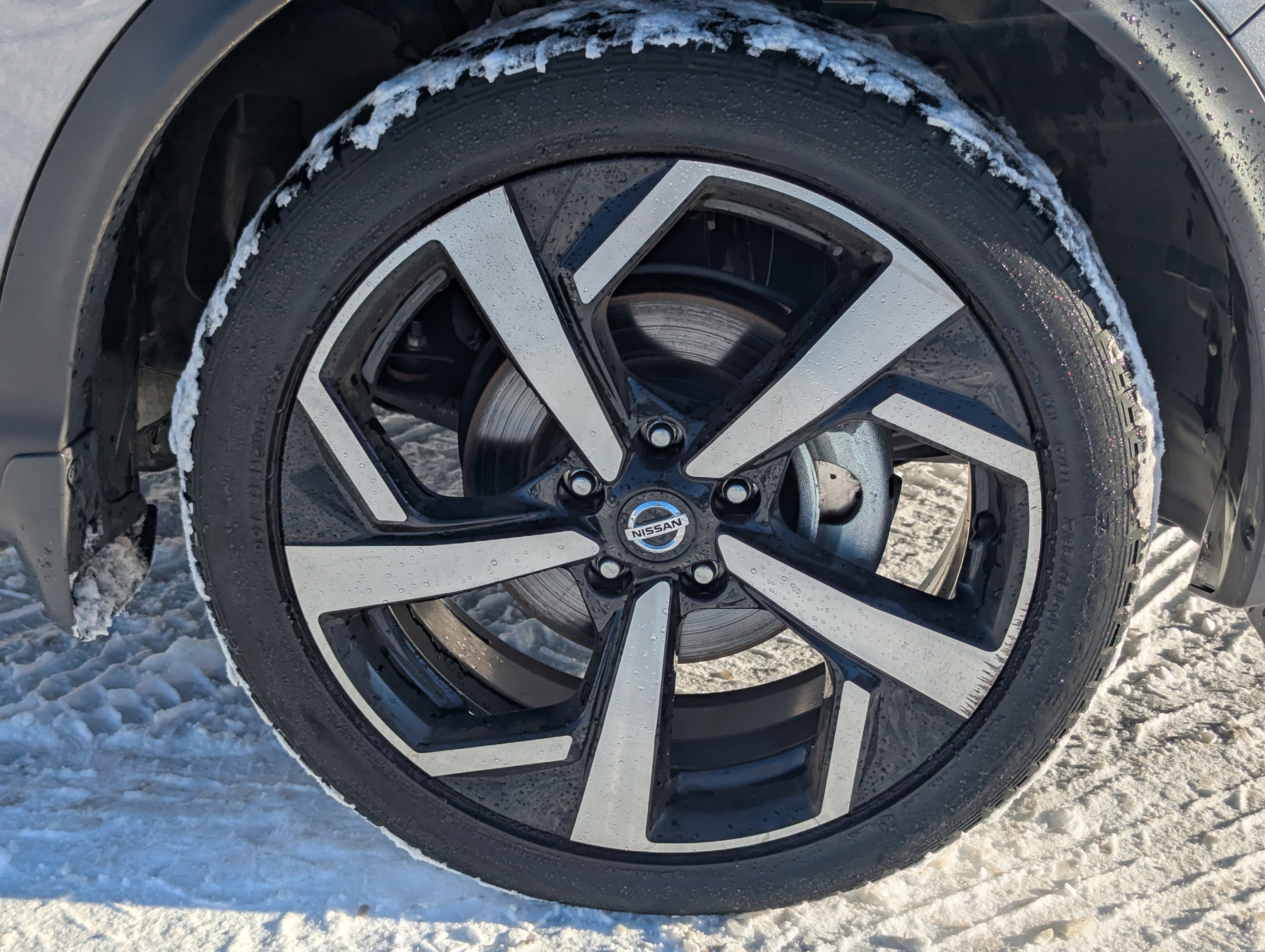 Used 2022 Nissan Rogue Sport SL w/ Premium Package image 9