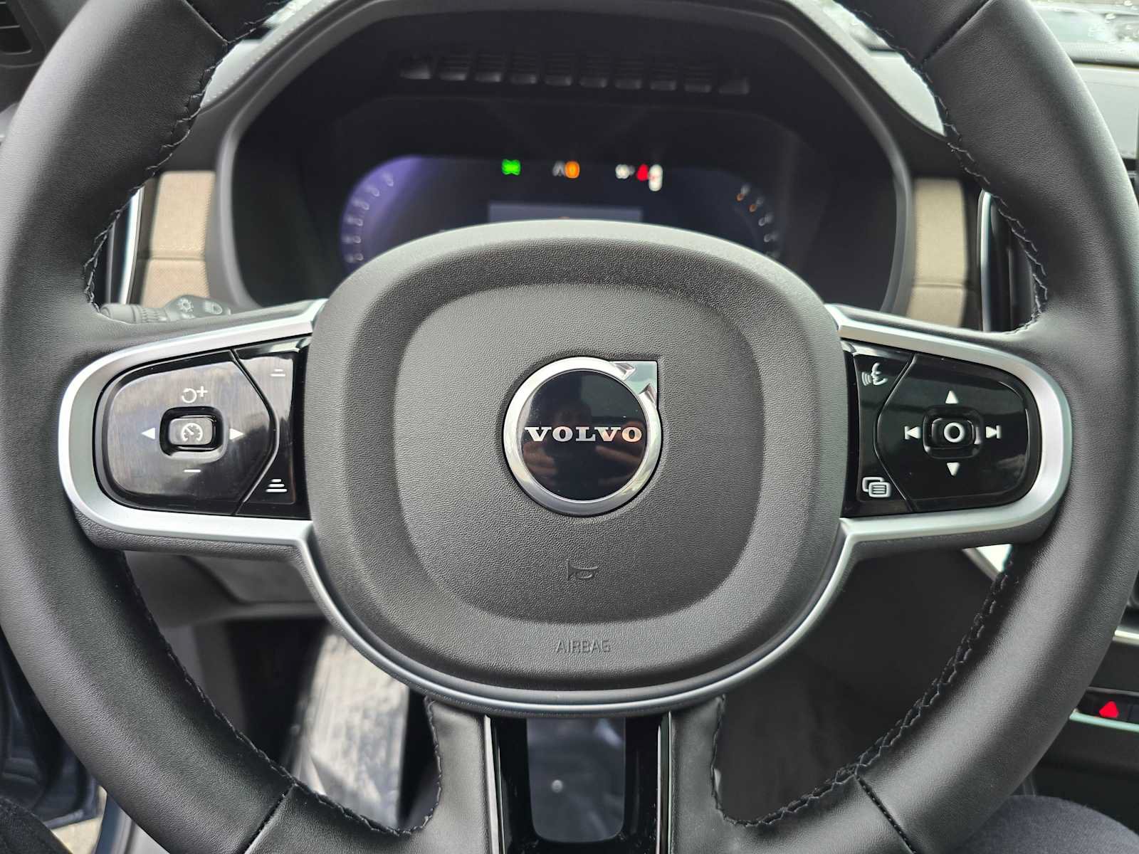 New 2026 Volvo XC90 B6 Core AWD/4WD image 26