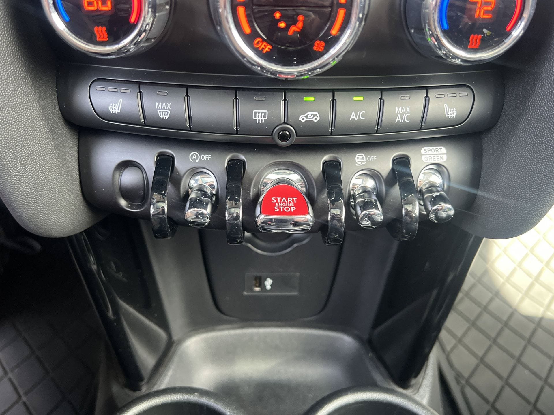 Used 2023 MINI Cooper S FWD image 5