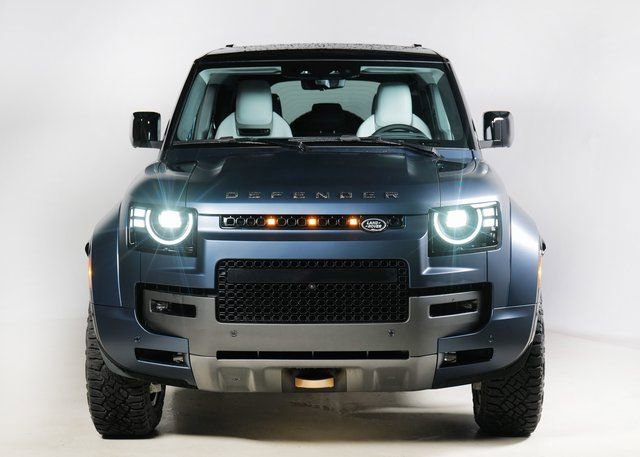 New 2026 Land Rover Defender 110 OCTA AWD/4WD image 8