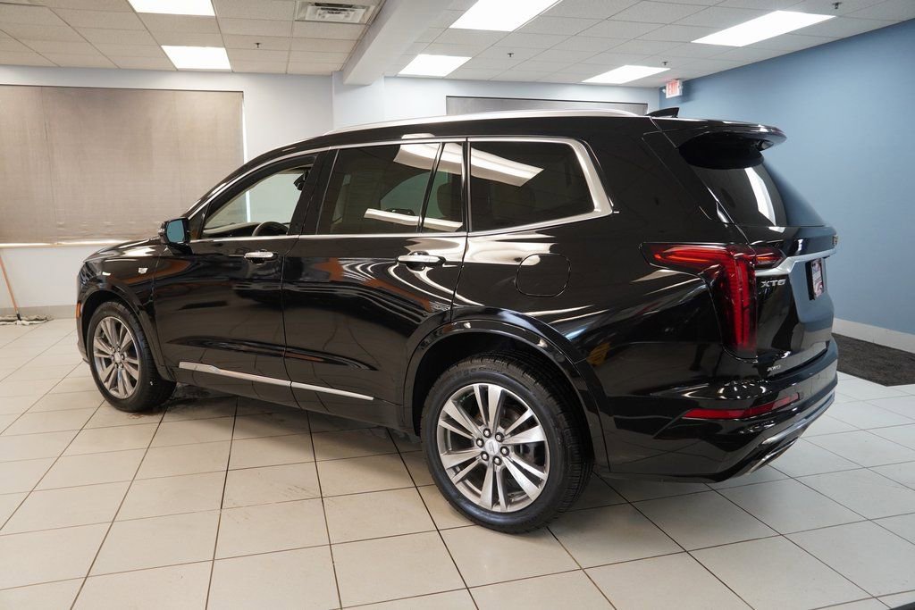 Used 2023 Cadillac XT6 Premium Luxury image 8