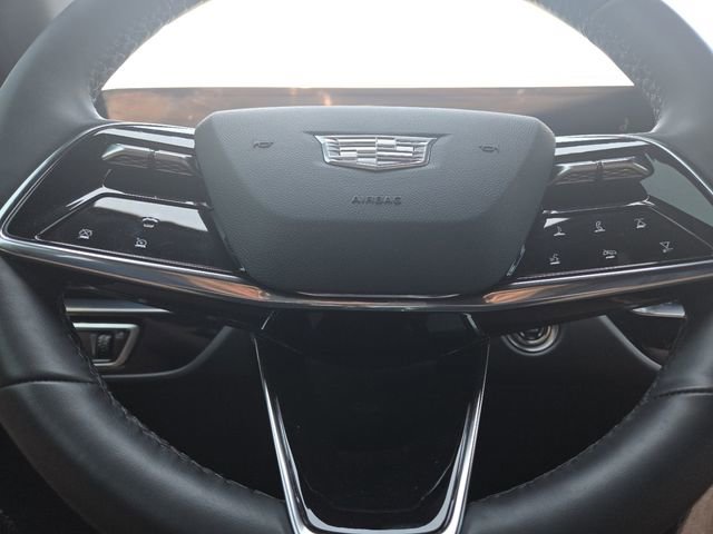 Used 2024 Cadillac Lyriq Luxury AWD/4WD image 36