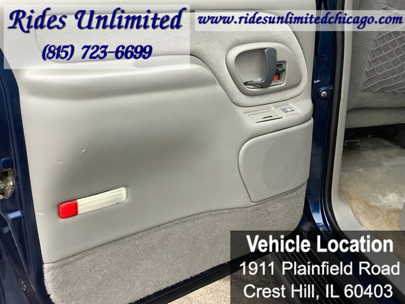 Used 1999 Chevrolet Suburban 2500 w/ Preferred Equipment Group 2 AWD/4WD image 22