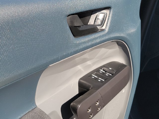 Used 2025 Ford Maverick XL FWD image 18