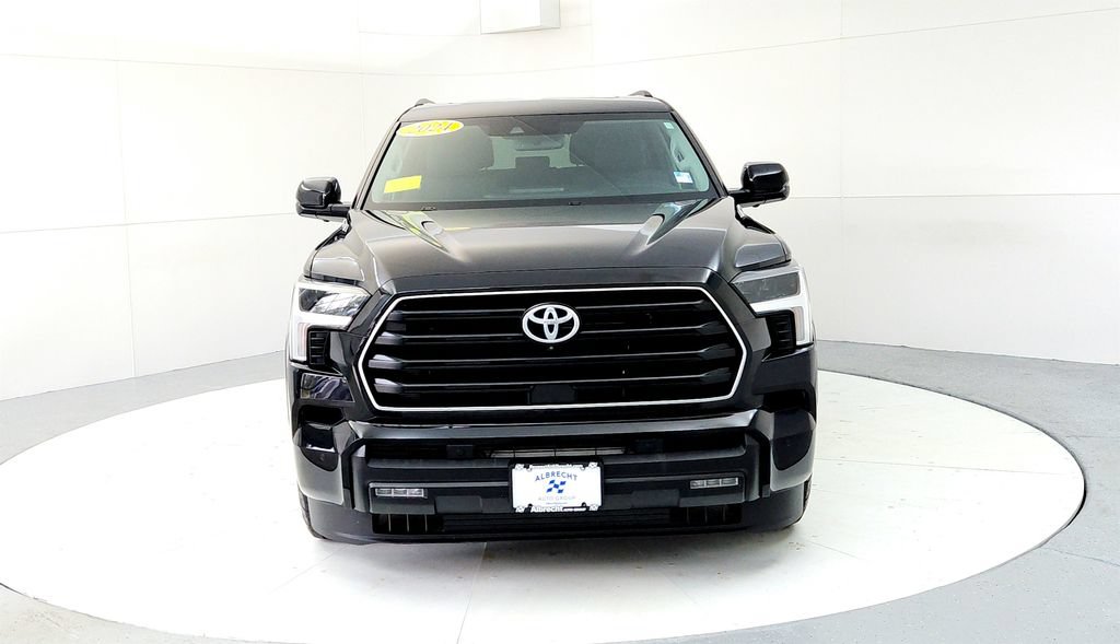 Certified 2024 Toyota Sequoia SR5 w/ TRD Off-Road Package AWD/4WD image 8