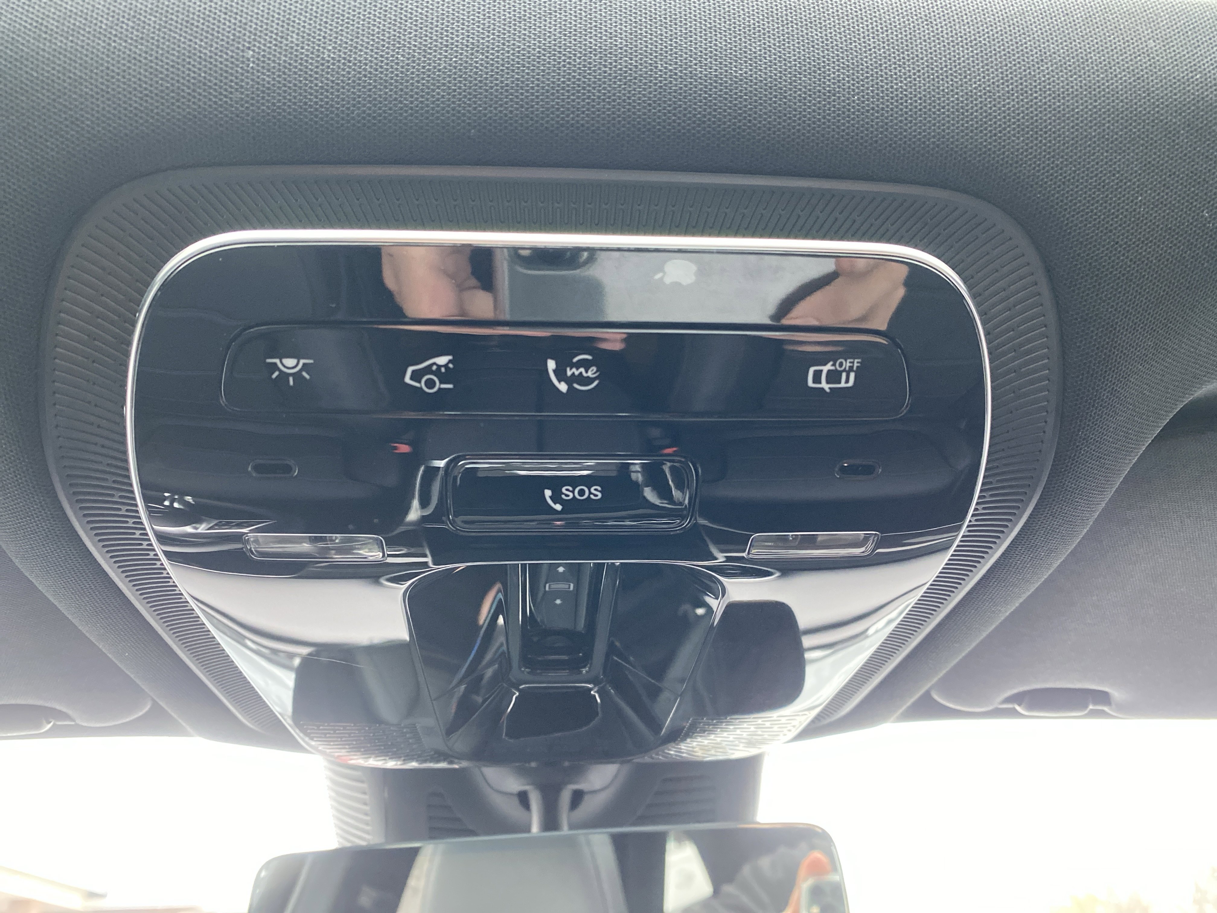 Used 2025 Mercedes-Benz GLC 300 4MATIC image 21