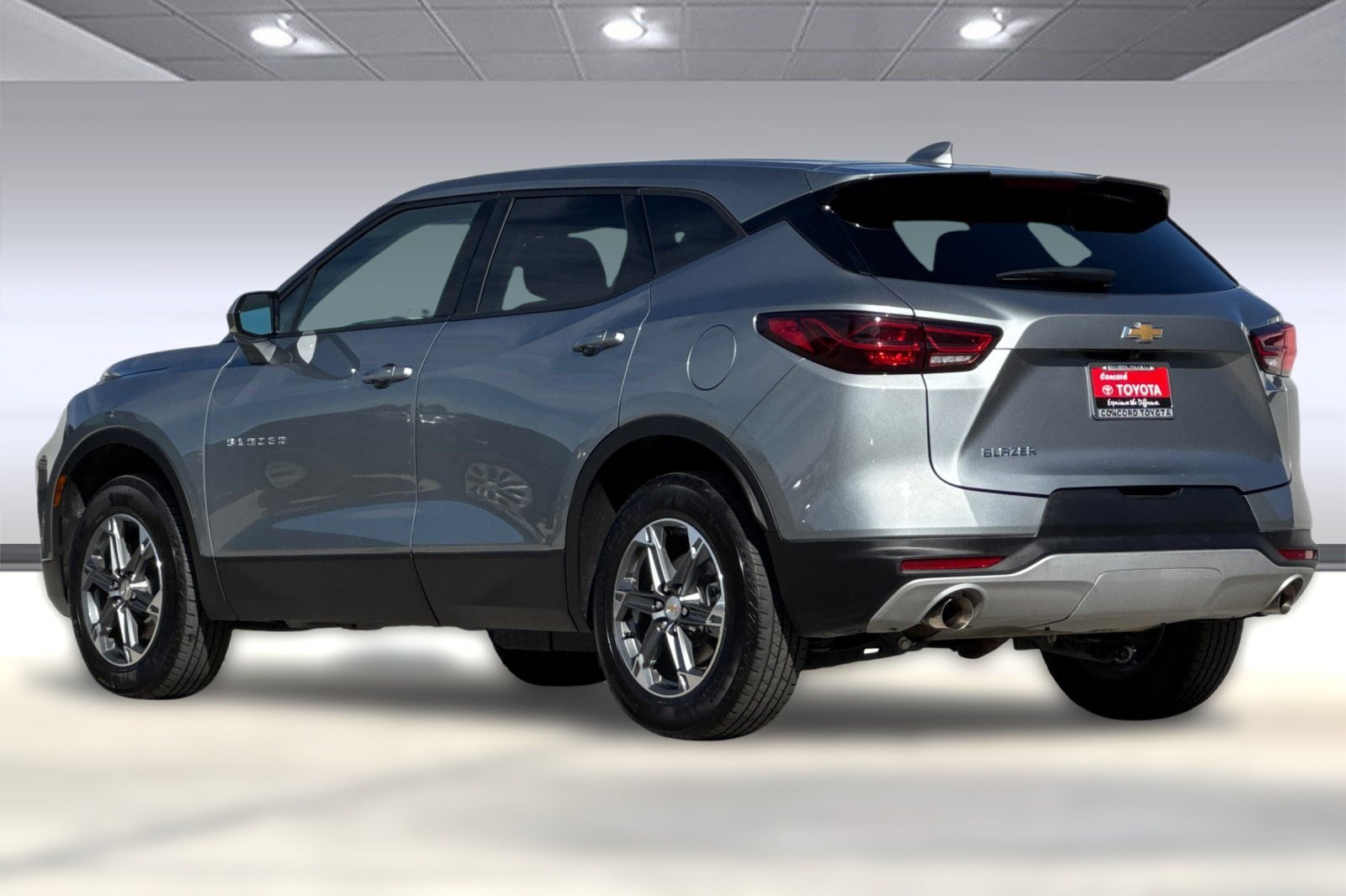 Used 2025 Chevrolet Blazer LT image 7