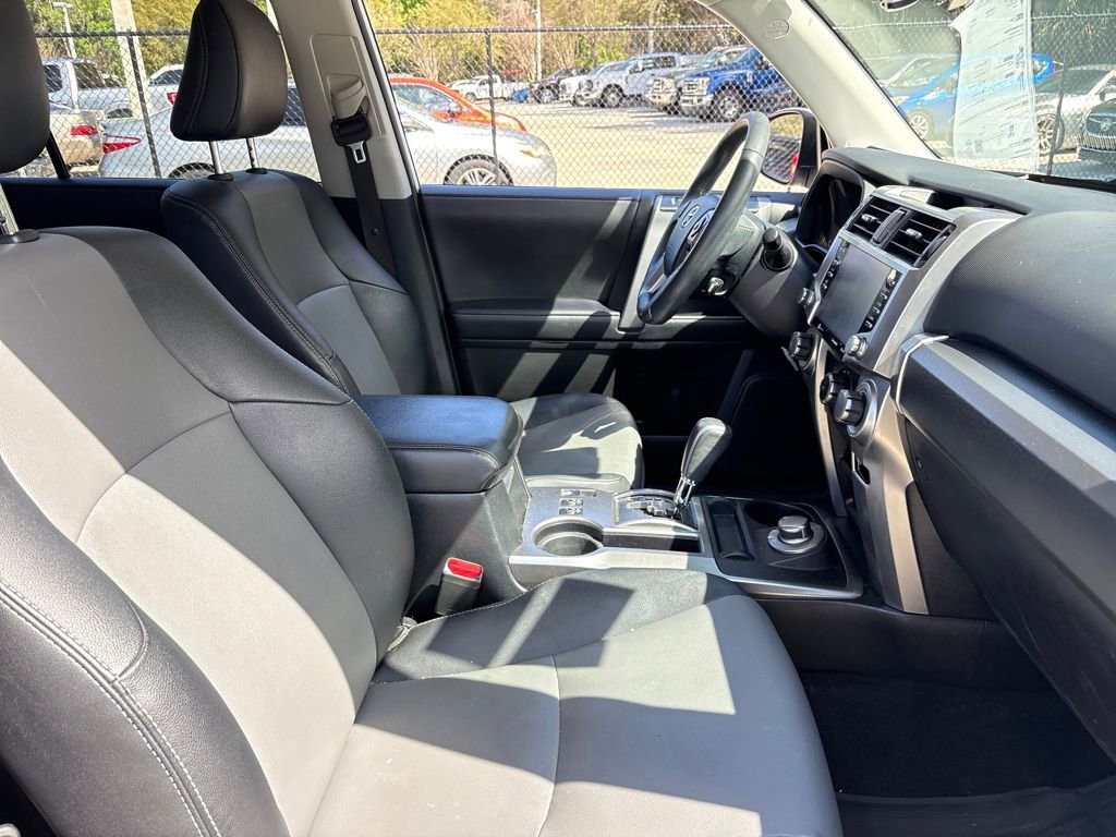 Used 2022 Toyota 4Runner SR5 Premium w/ Moonroof Package image 28