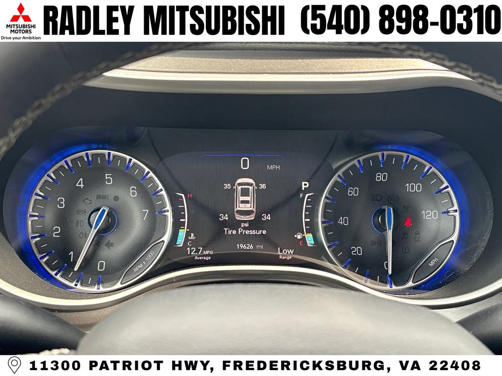 Used 2022 Chrysler Pacifica Touring-L FWD image 7
