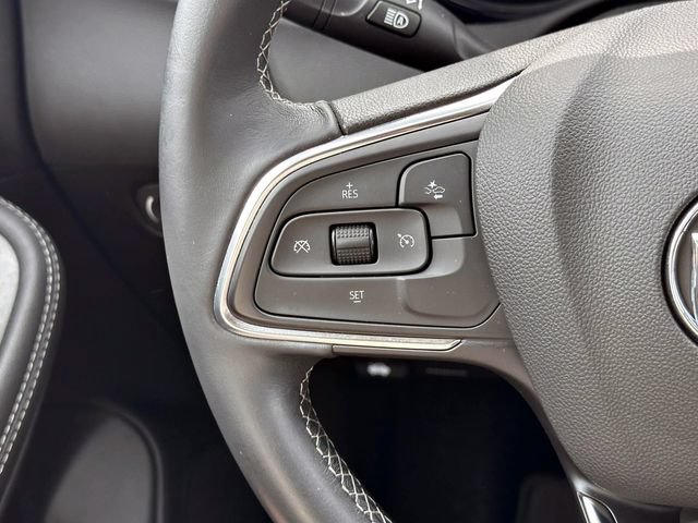Used 2022 Buick Encore GX Select AWD/4WD image 22