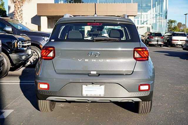 Used 2026 Hyundai Venue SEL image 10