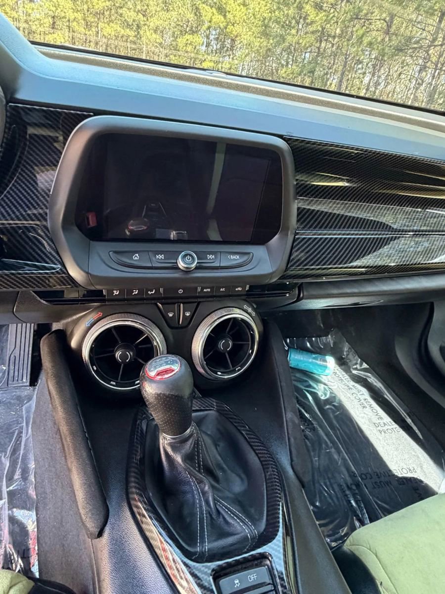 Used 2016 Chevrolet Camaro SS image 13