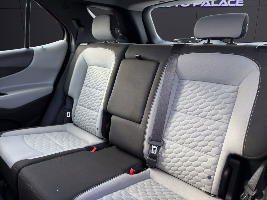 Used 2018 Chevrolet Equinox LS image 20