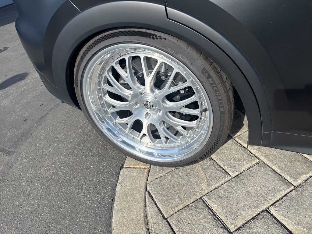 Used 2024 Porsche Cayenne Turbo GT image 5