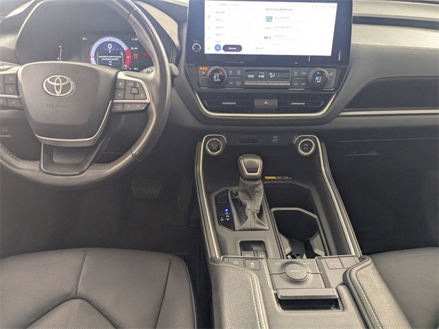 Used 2024 Toyota Grand Highlander XLE image 24