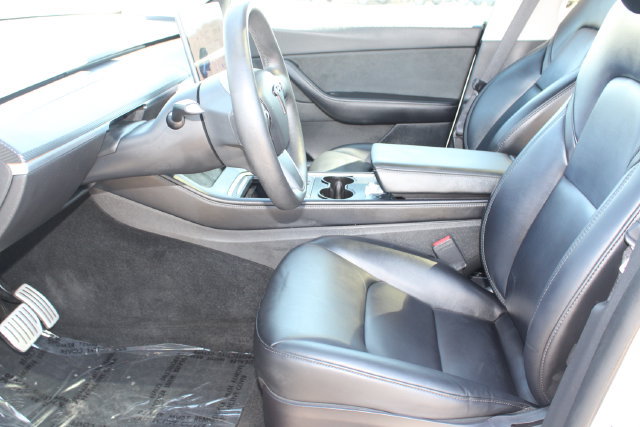 Used 2022 Tesla Model Y Performance AWD/4WD image 26