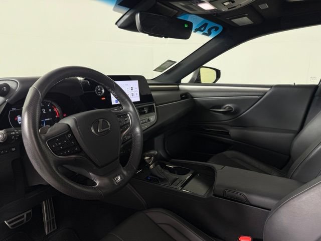 Certified 2024 Lexus ES 350 F Sport w/ Accessory Package (Z2) FWD image 4