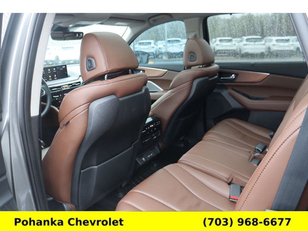 Used 2024 Acura MDX SH-AWD w/ Technology Package image 27