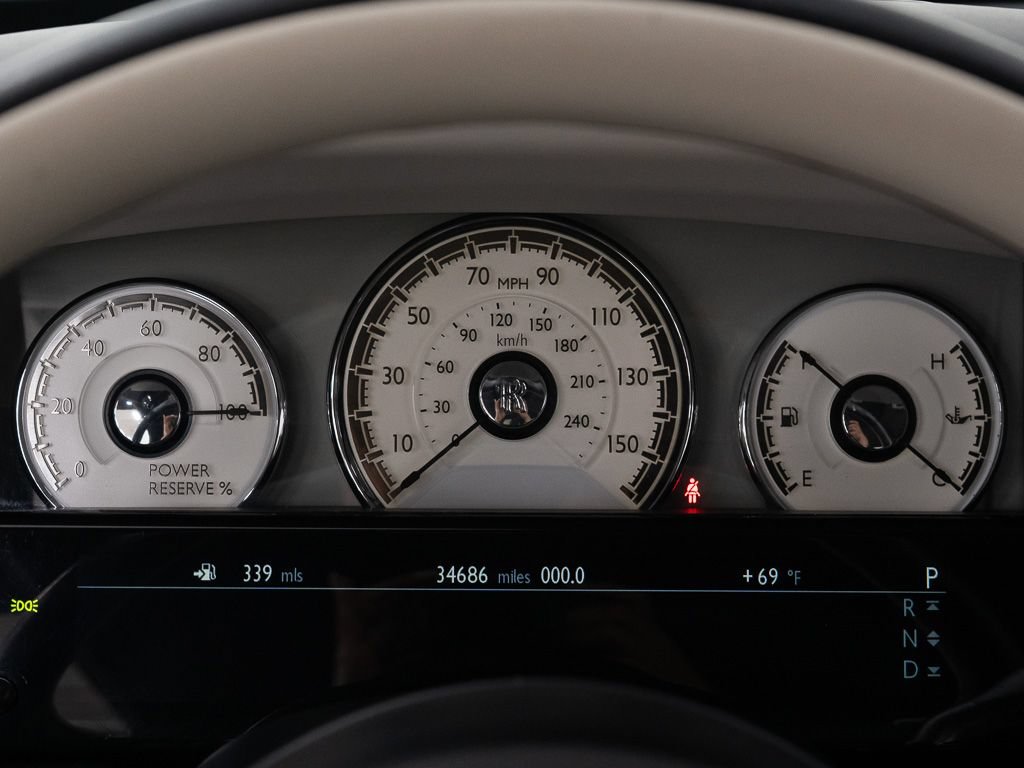 Certified 2018 Rolls-Royce Dawn RWD image 44