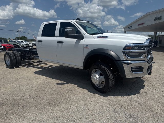 New 2025 RAM 5500 Tradesman image 10