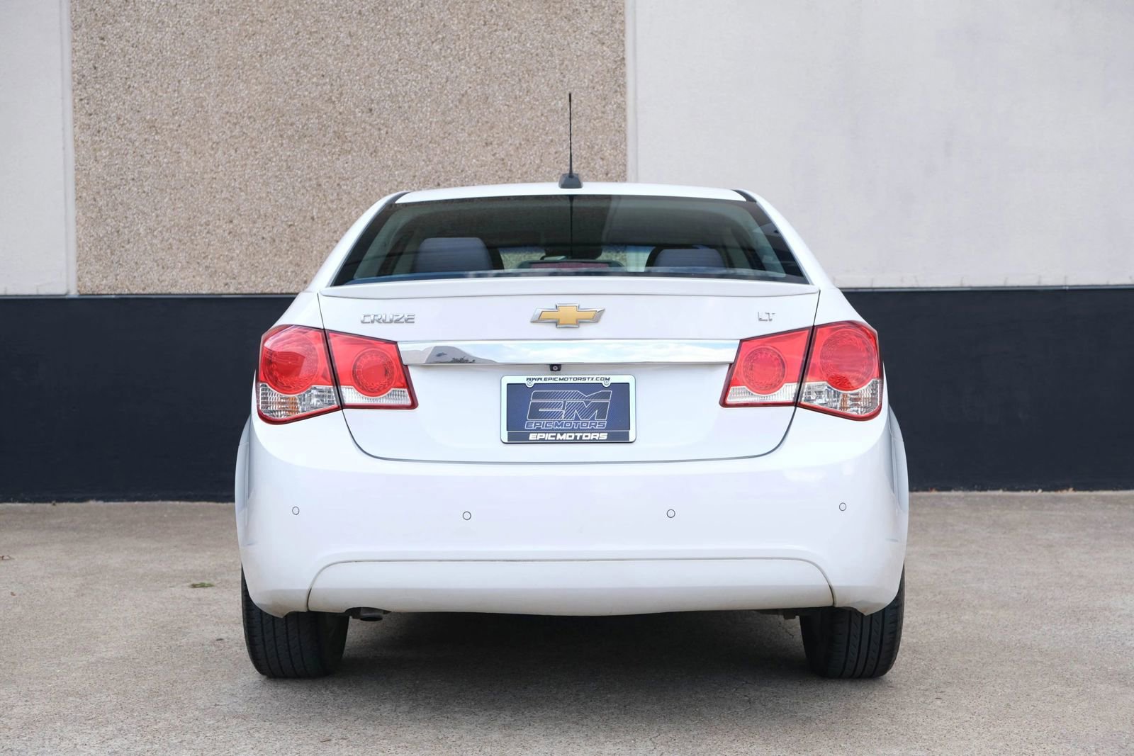 Used 2015 Chevrolet Cruze LT w/ Enhanced Safety Package FWD image 16