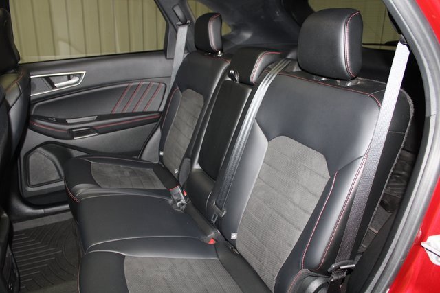 Used 2022 Ford Edge ST-Line image 18