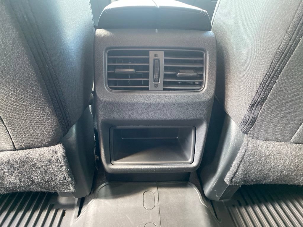 Used 2023 Nissan Rogue S AWD/4WD image 42