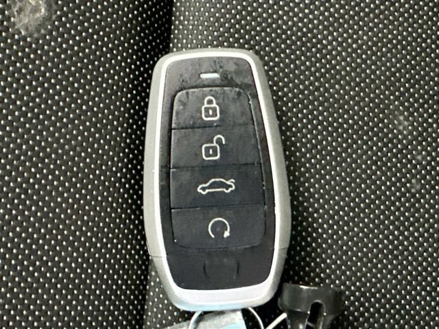 Used 2025 Honda CR-V LX image 16