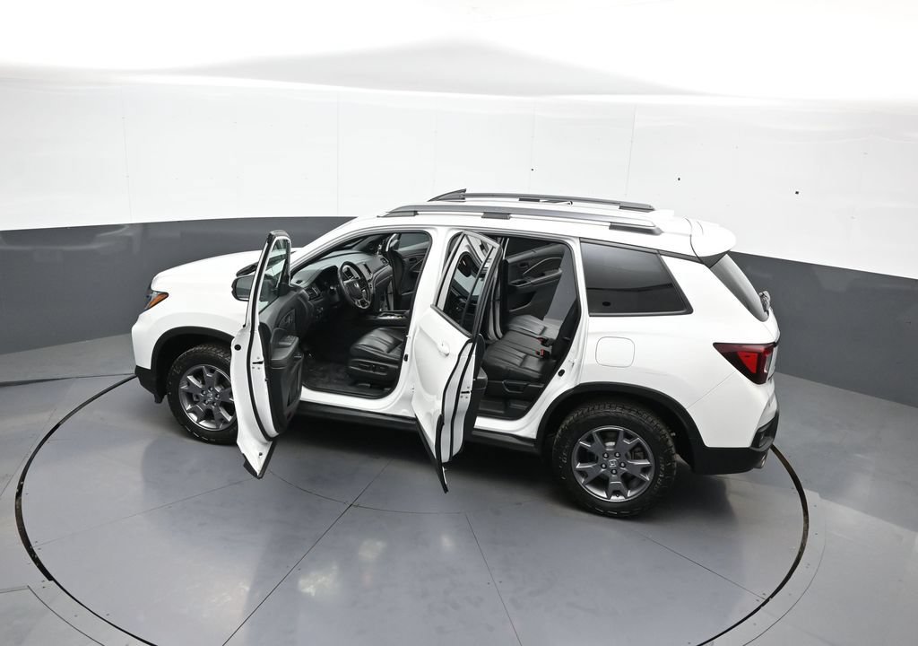 Certified 2024 Honda Passport TrailSport image 45