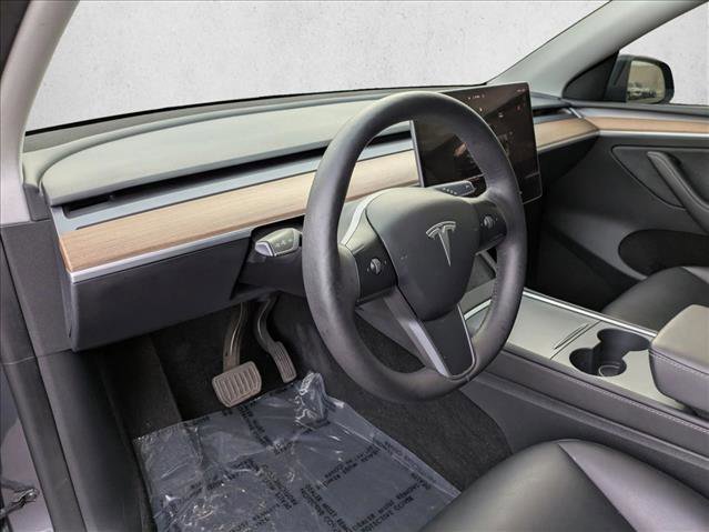 Used 2023 Tesla Model Y Long Range image 10