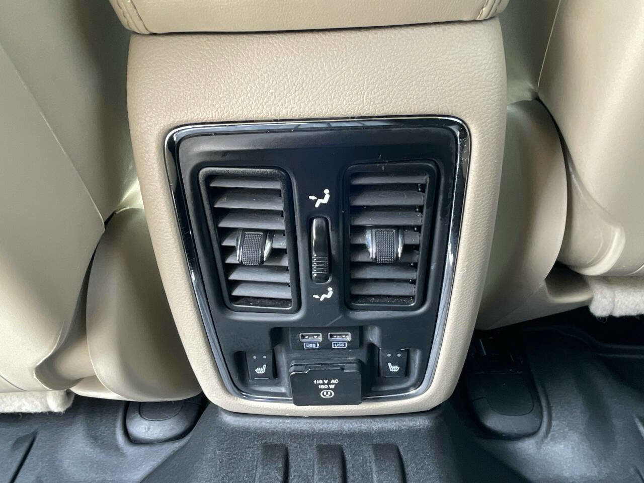 Used 2014 Jeep Grand Cherokee Limited RWD image 11