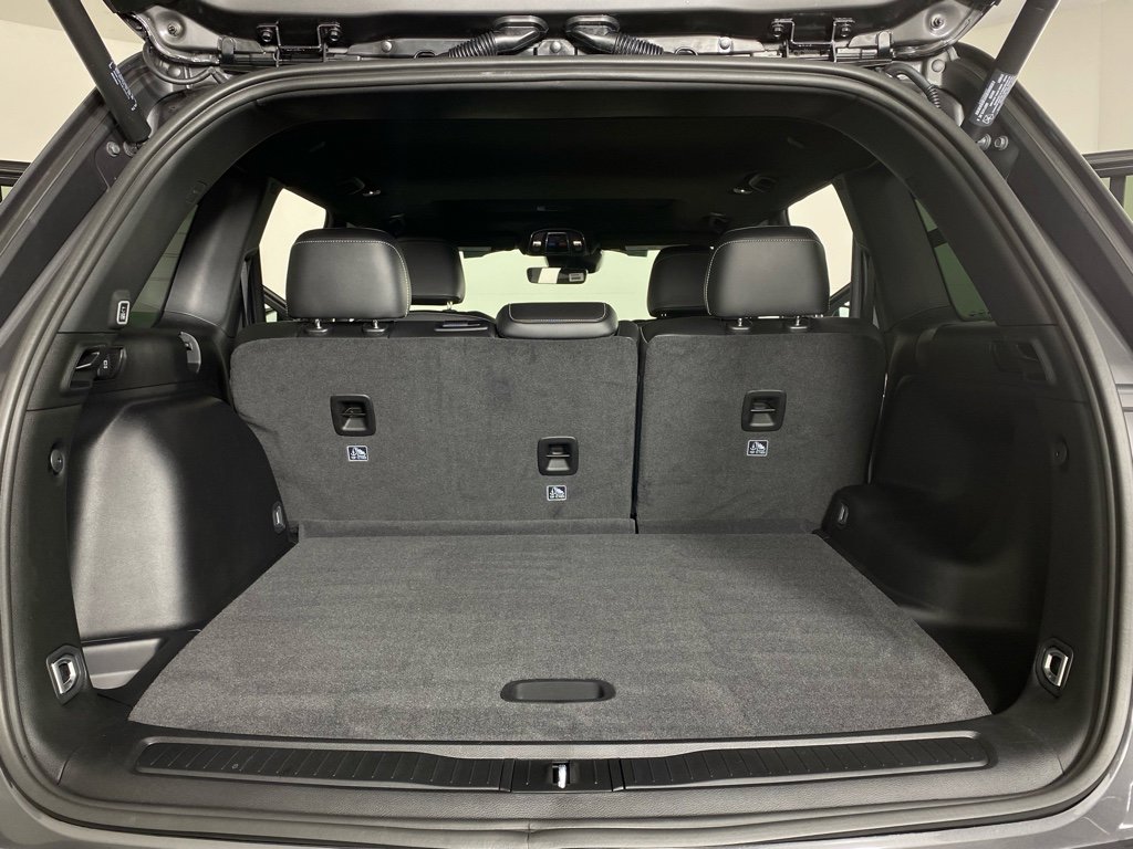 New 2026 Jeep Grand Cherokee Altitude image 15
