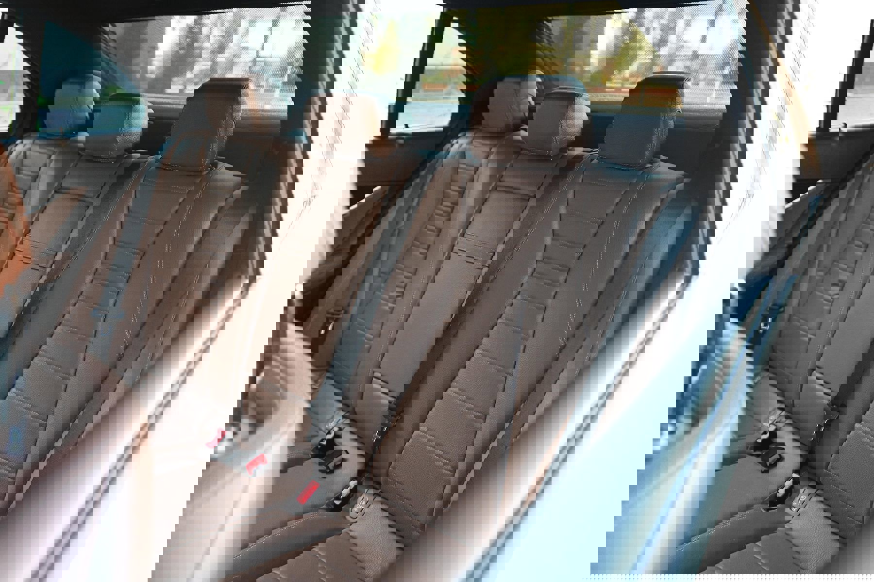 Used 2018 Mercedes-Benz E 300 image 18