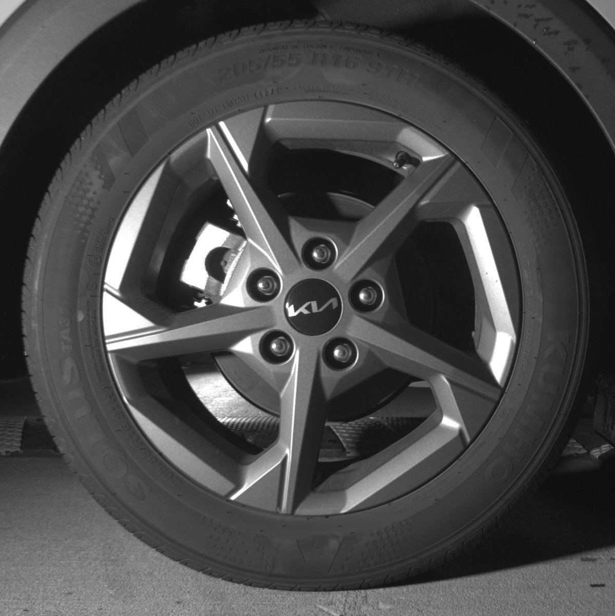 Used 2025 Kia K4 LXS image 15