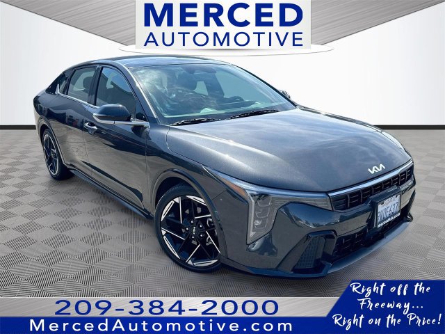 Used 2025 Kia K4 GT-Line w/ GT-Line Premium Package FWD image 1