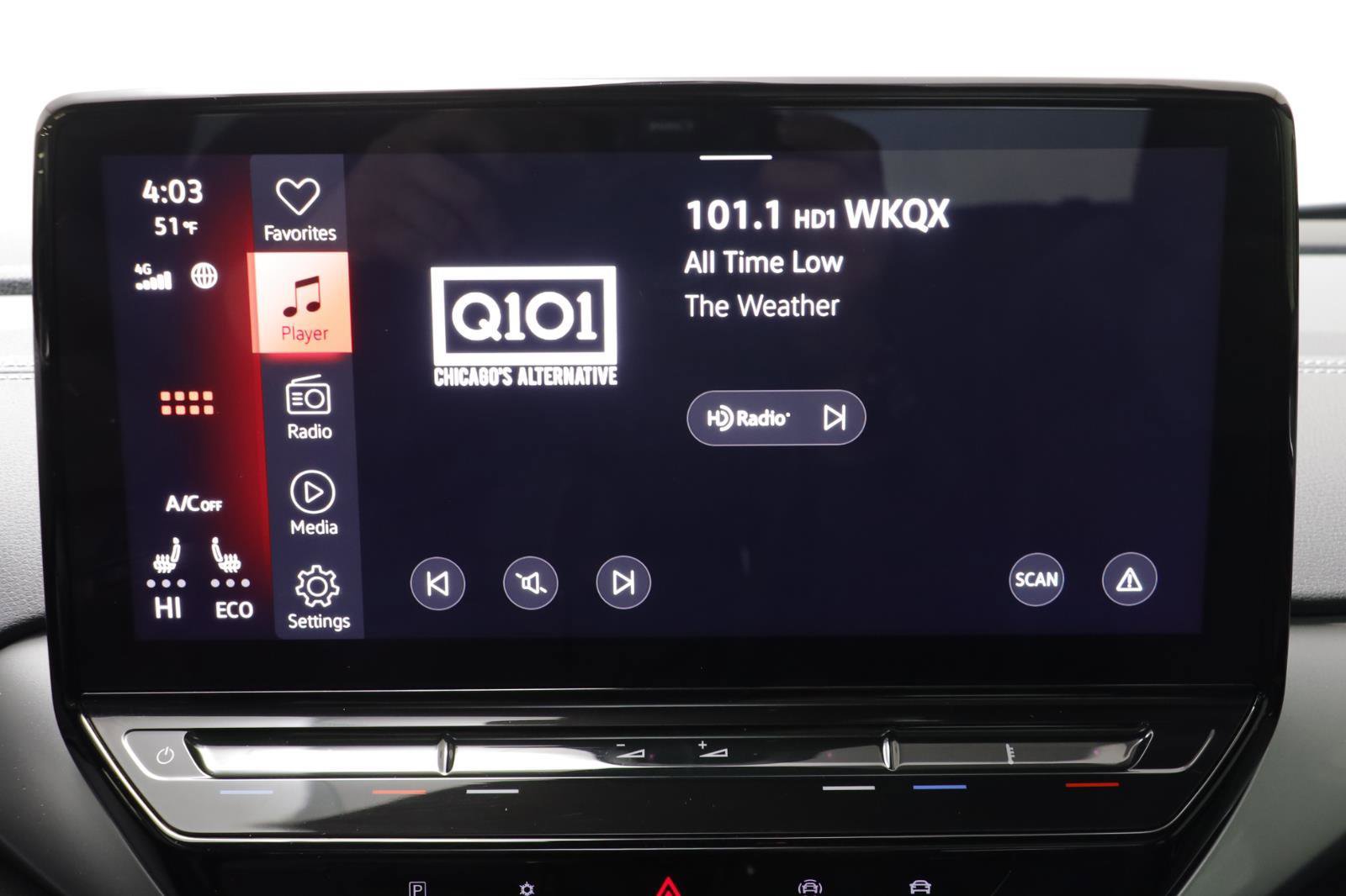 Used 2023 Volkswagen ID.4 Pro S image 9