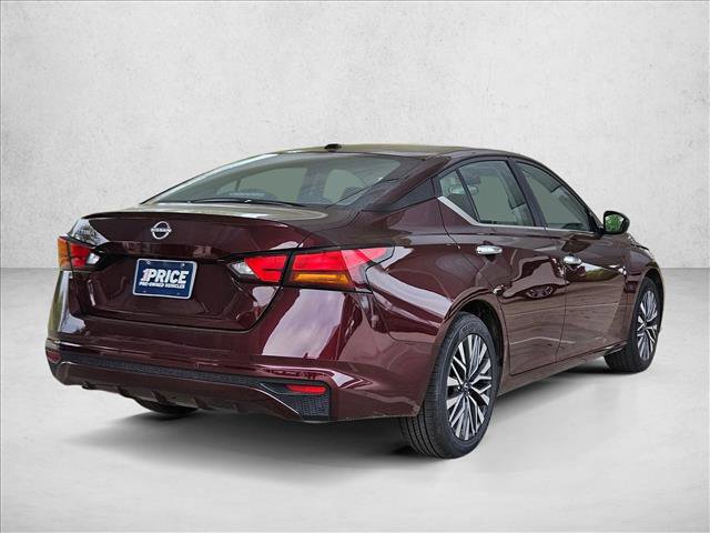 Used 2025 Nissan Altima 2.5 SV image 5