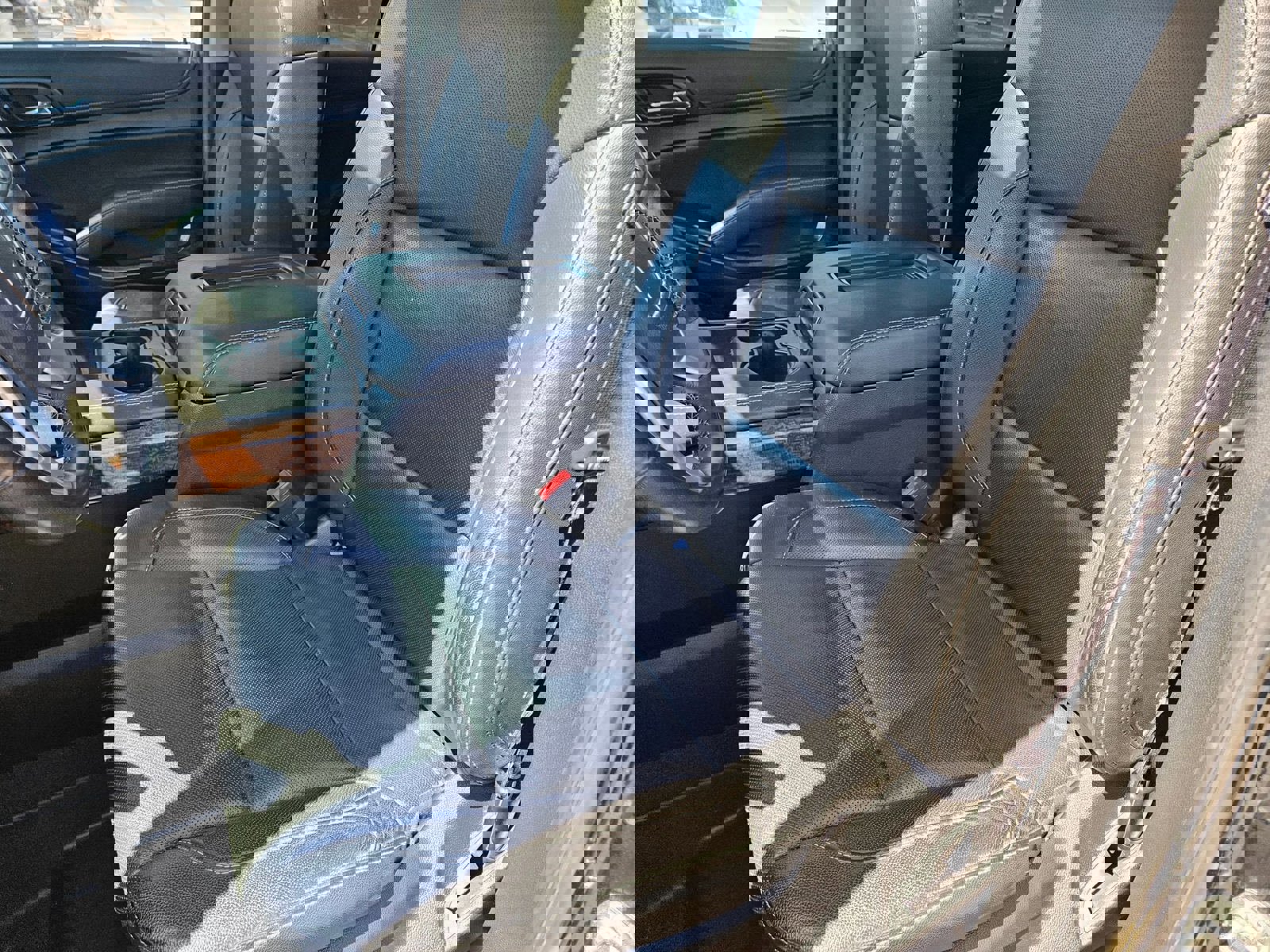 Used 2019 GMC Yukon XL SLT w/ Open Road Package image 22