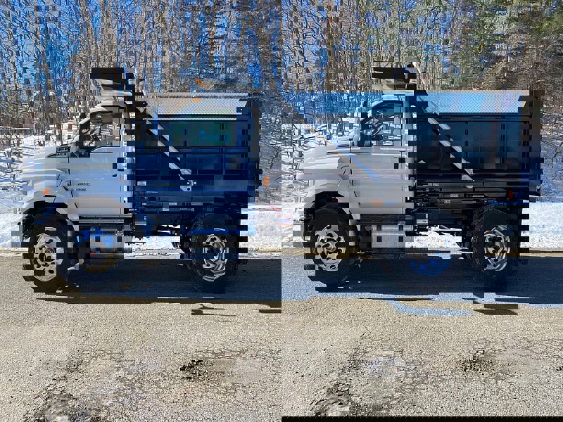 New 2026 Ford F750 2WD Regular Cab Super Duty image 4