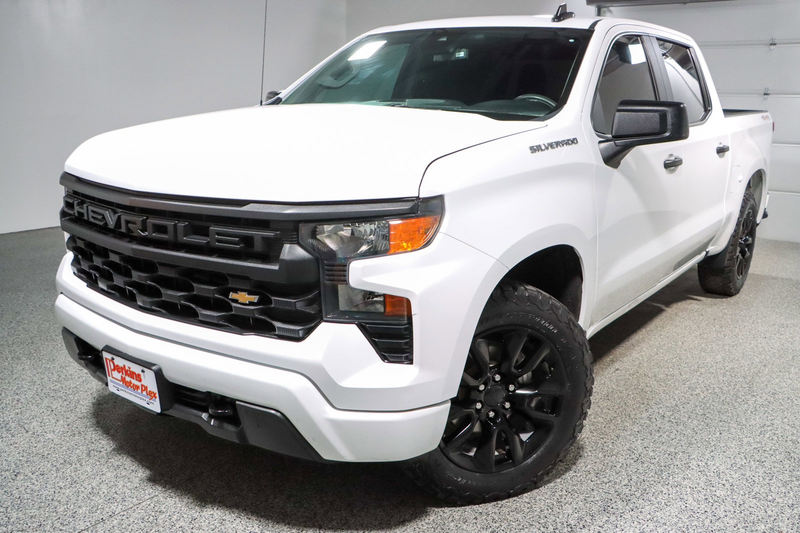 Used 2022 Chevrolet Silverado 1500 Custom image 30