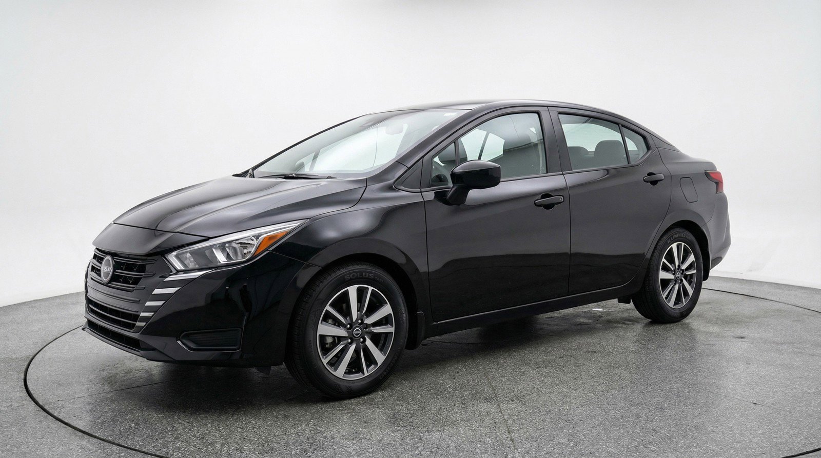 Used 2025 Nissan Versa SV FWD image 3
