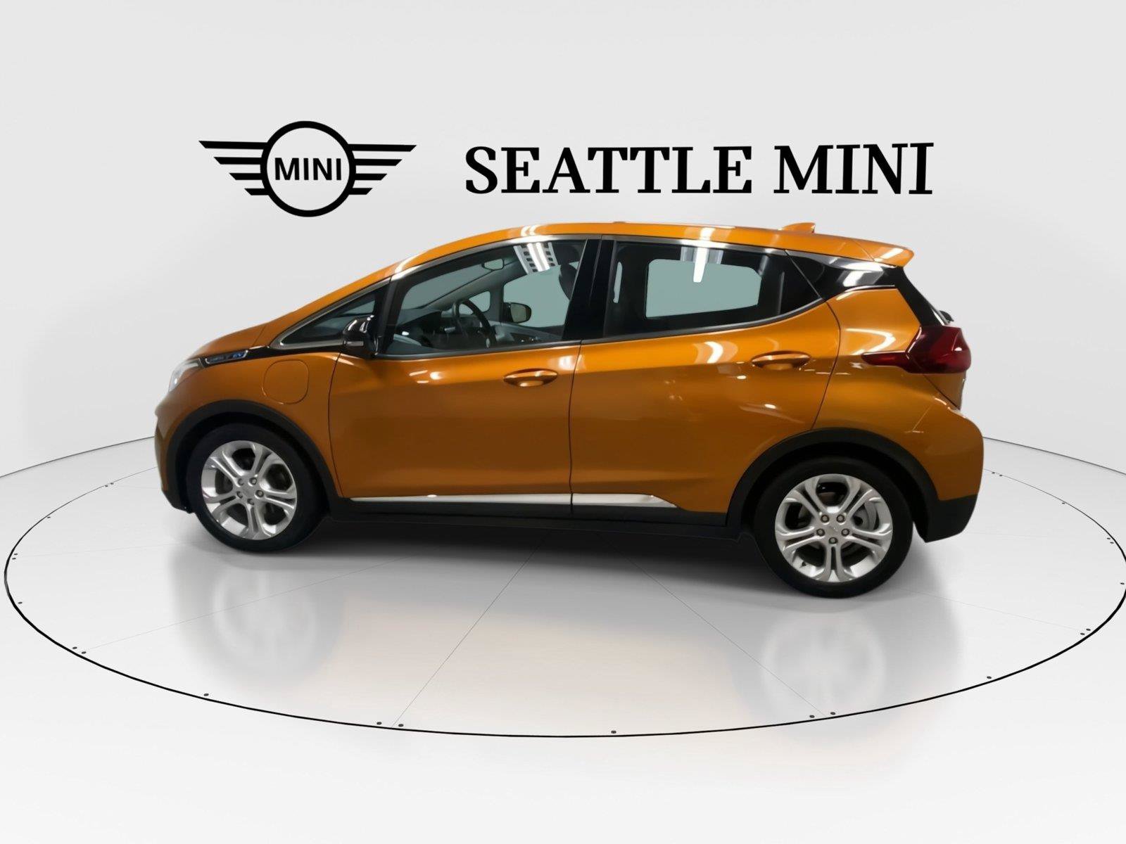 Used 2017 Chevrolet Bolt LT FWD image 7