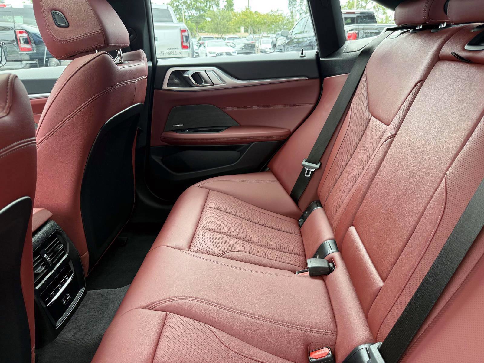 Used 2025 BMW i4 eDrive40 w/ Premium Package RWD image 13