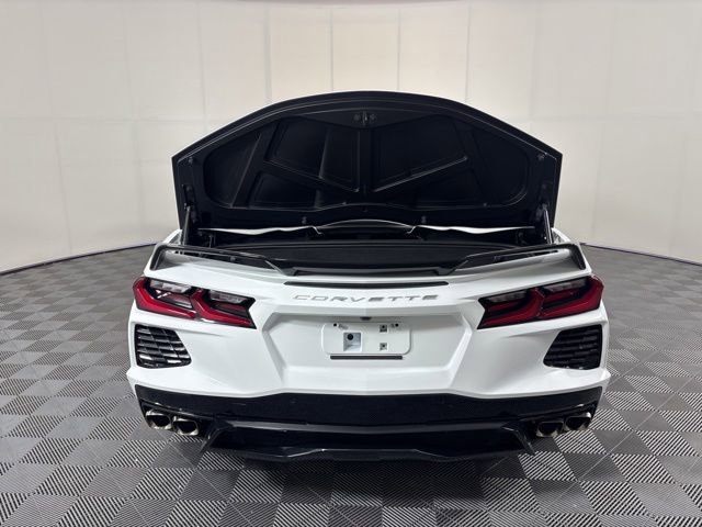 Used 2022 Chevrolet Corvette Stingray Premium Conv w/ Z51 Performance Package RWD image 29